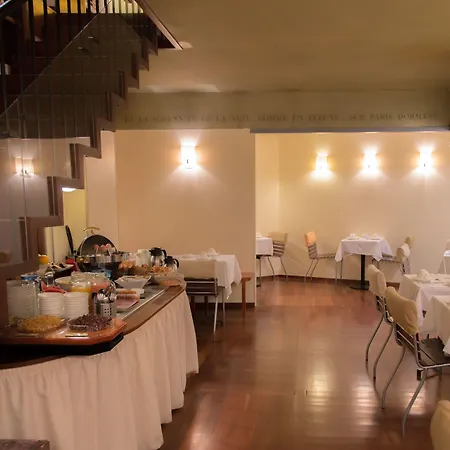 Quartier Latin מלון 3*